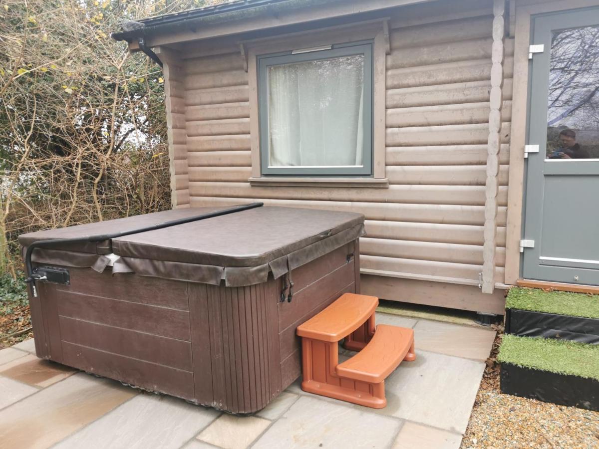 Chestnut Meadow Country Park Villa Sidley Dış mekan fotoğraf
